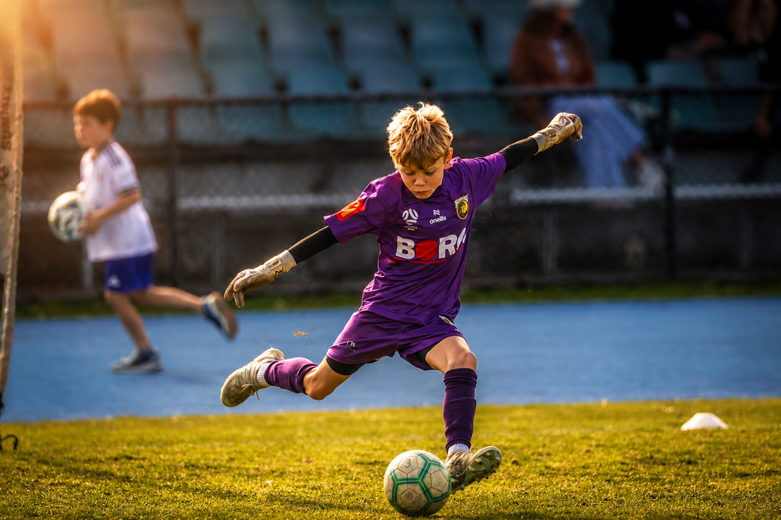 Goalkeeper launching the ball downfield